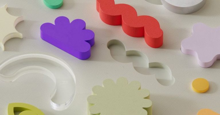 AI E-learning - An artist's illustration of artificial intelligence (AI). This image represents the ways in which AI can solve important problems. It was created by Vincent Schwenk as part of the Visualis...