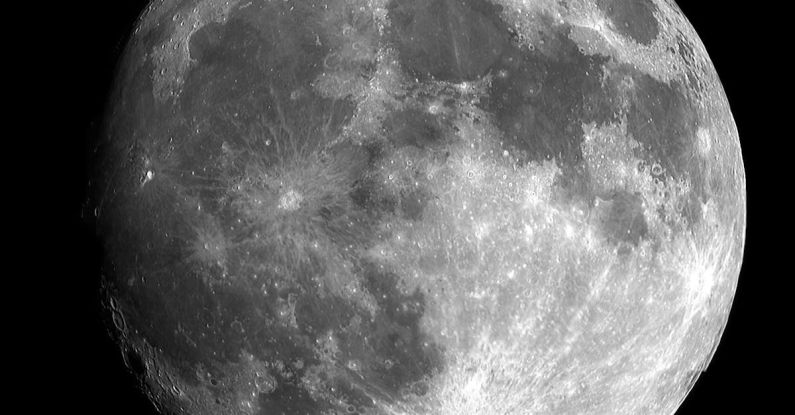 MOOC - Photo of Moon